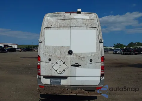 2011 Mercedes-Benz Sprinter 2500 High Roof from USA, damaged, VIN WD3PE8CB2B5587023